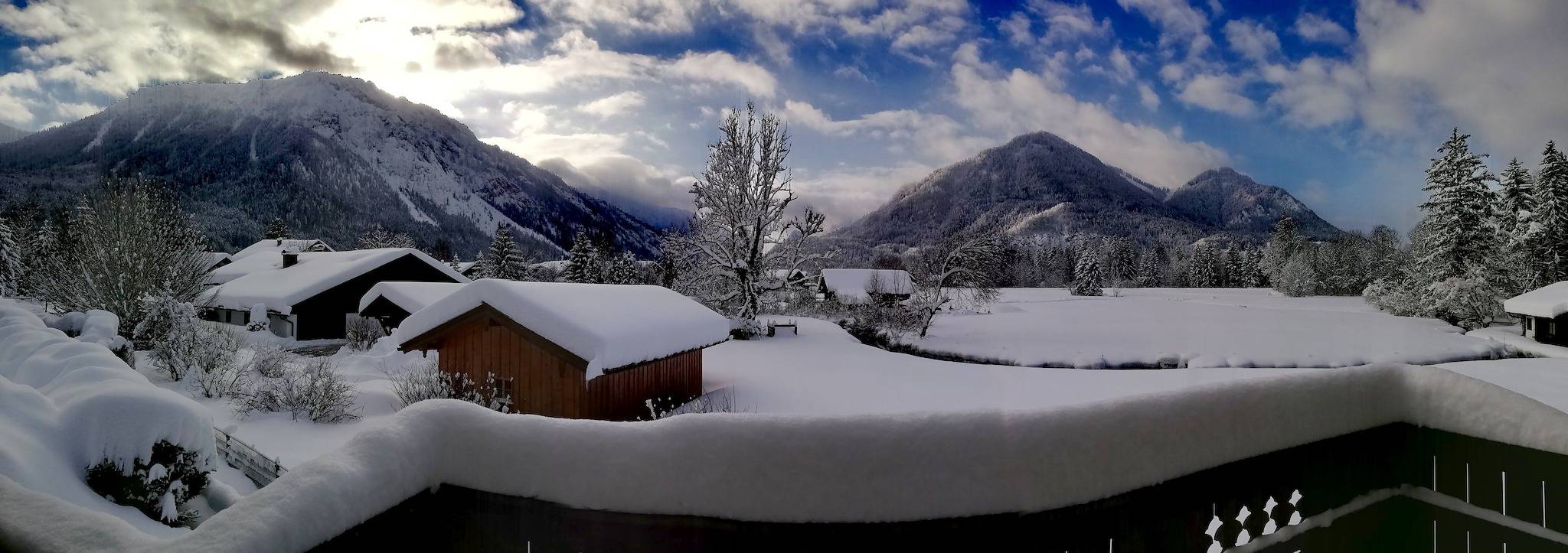 Ferienhaus Eva inkl. Chiemgaukarte - Ferienhaus 120qm, Balkon u Terr., Küche, 3 Schlafzimmer, Wohnzimmer, Wlan, 6 P. in Ruhpolding, Bayerische Alpen