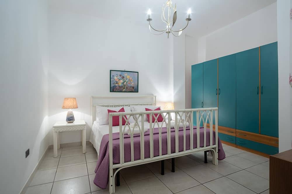 Apartamento entero, Holiday apartment- Residence Baia Blu 100mt from the sea in Galípoli, Golfo de Tarento