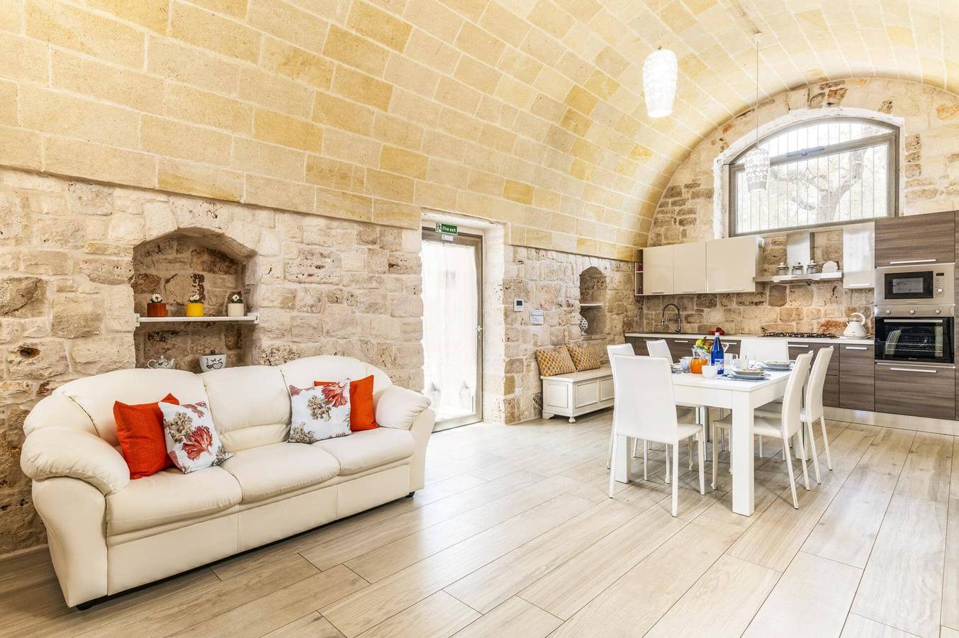 Villa Amico by Villa Plus in Villa Castelli, Salento