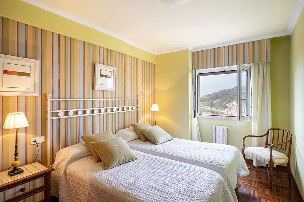 La Nogalera - With views of the sea and the mountains in Ribadesella, Costa Verde (Spain)