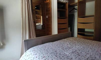 Gîte pour 4 personnes, avec terrasse à Méounes-lès-Montrieux