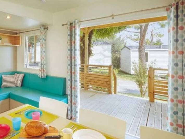 Camping du Domaine de Massereau - Mobile home 7 persons - Premium 3-bedroom Lounge without TV in Sommières, Mediterranean Coast (France)