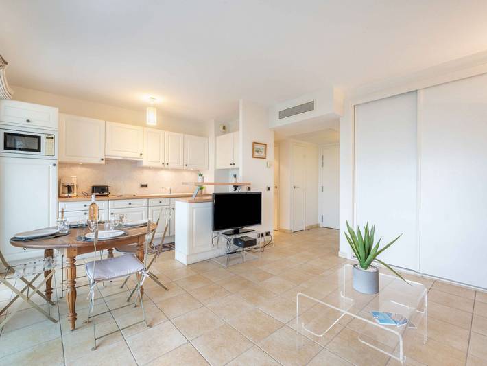 Gîte pour 4 personnes, avec terrasse et jardin à Cannes - 3