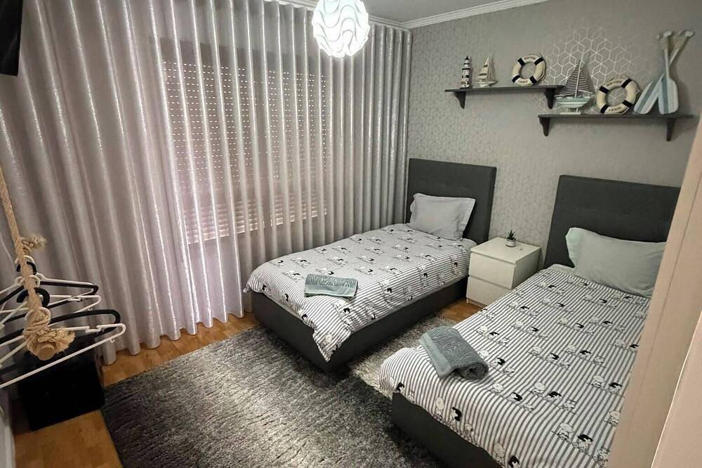 Ganze Wohnung, 2 Schlafzimmer Ferienwohnung, Poveira House Póvoa de Varzim in Povoa de Varzim, Porto Distrikt
