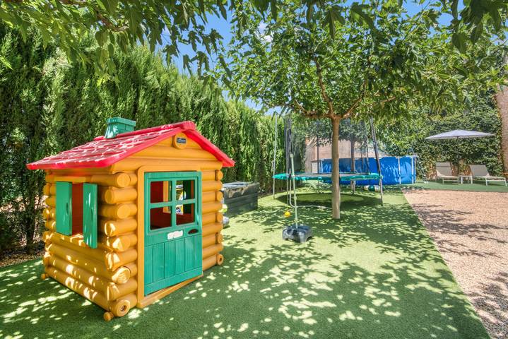 Holiday Home 'Casa La Pedania' with Private Pool, Wi-Fi and Air Conditioning in Beneixama, Alicante Inland