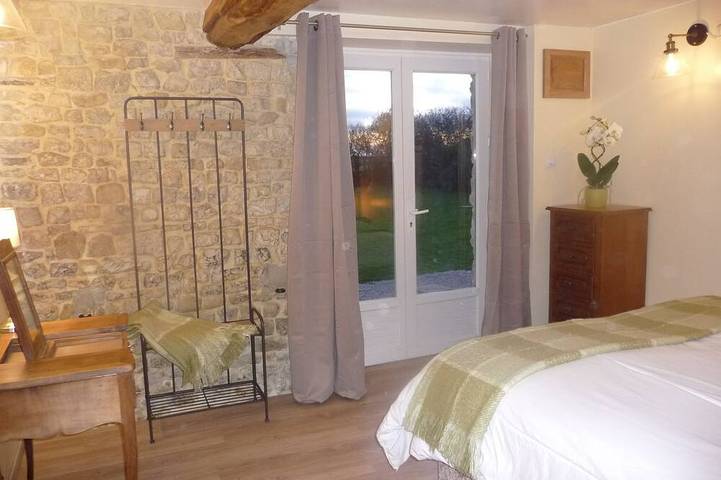 Location de vacances pour 6 personnes, avec jacuzzi ainsi que terrasse et jardin à Houesville - 4