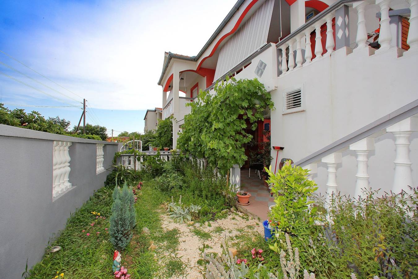 Ganze Wohnung, 2-Zimmer-Ferienwohnung mit Terrasse Bibinje, Zadar A-18066-b in Bibinje, Zadar