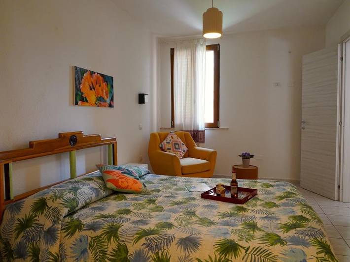 Apartahotel para 2 personas, con vistas y jardín en Cerdeña