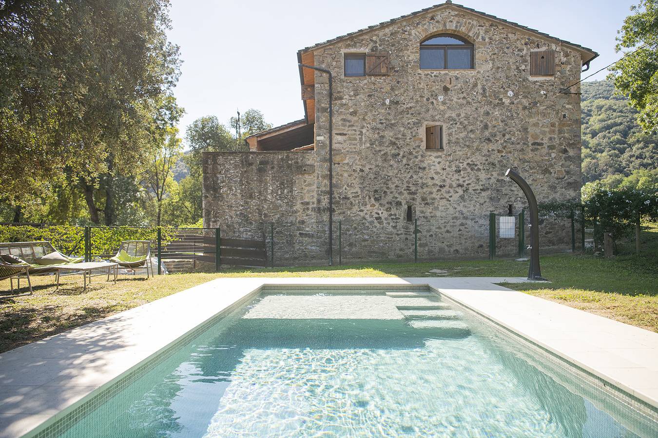 Ferienhaus 'L'Altell' mit Bergblick, Wlan und Klimaanlage in Montagut i Oix, Garrotxa