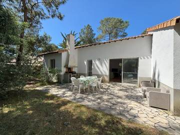 Gîte pour 6 personnes, avec terrasse dans Plage Sainte-Anne
