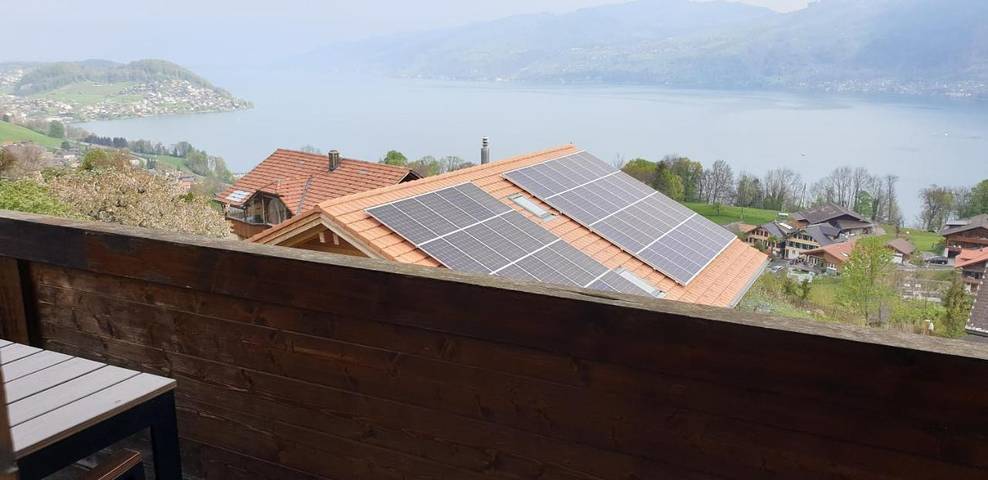 Gîte pour 2 personnes, avec balcon ainsi que vue et vue sur le lac à Krattigen - 2