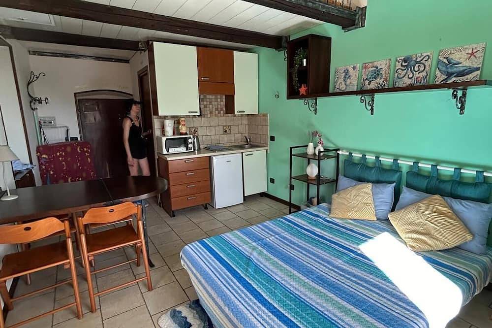 Apartamento entero, Studio apartment beautiful view. fresh and bright In the park of 5Terre in Vernazza, Vernazza Municipio