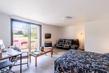 Appartement De Vacances pour 4 Personnes dans Saint-Christophe-du-Bois, Vallée de la Loire, Photo 1