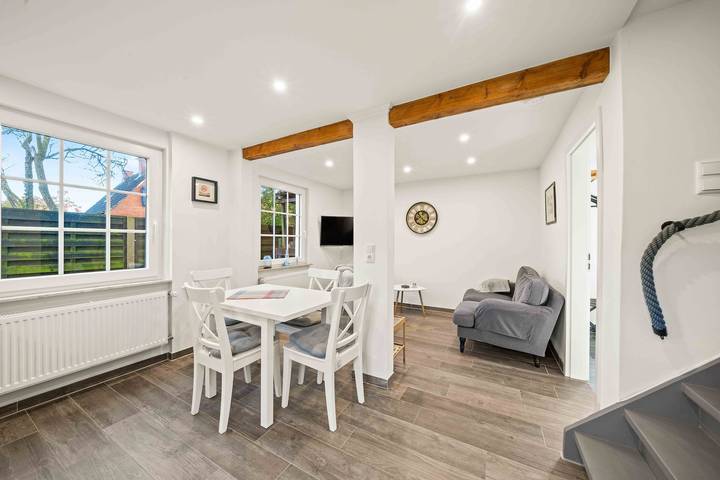 Ferienhaus für 4 Personen, mit Terrasse und Garten in Greetsiel