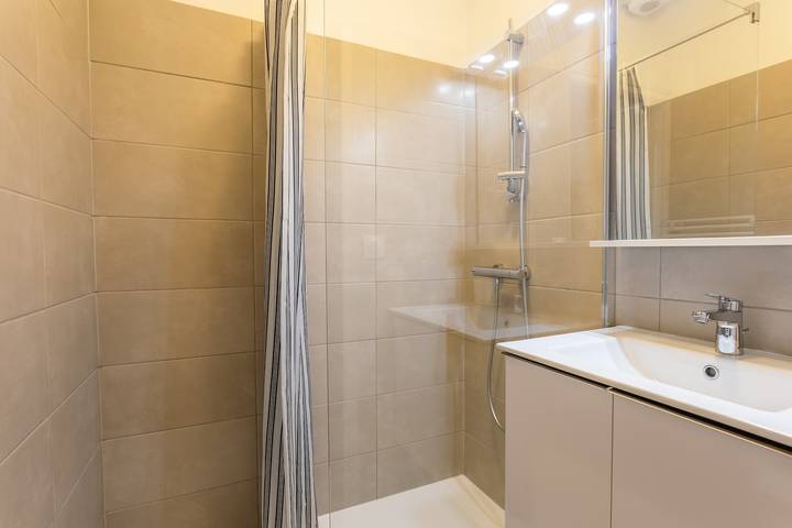 Gîte pour 4 personnes, avec jardin à Saint-Coulomb - 4