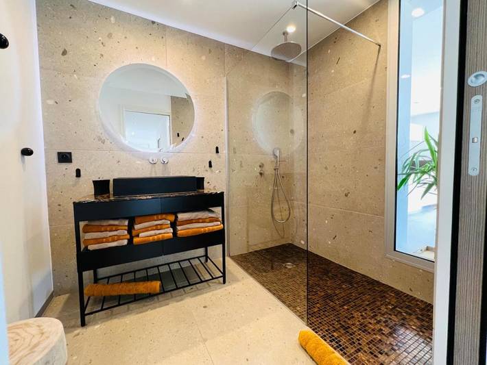 Gîte pour 4 personnes, avec balcon et vue dans Plage Du Lavandou Le Lavandou - 4