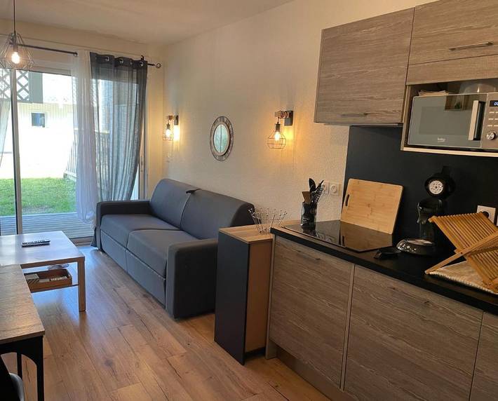 Gîte pour 6 personnes, avec terrasse et piscine dans Office De Tourisme De Mimizan - 3