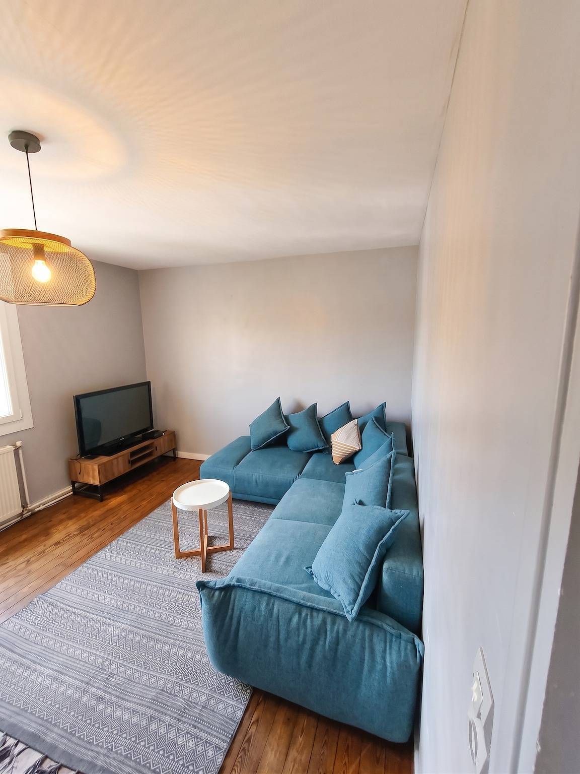 Appartement entier, Appartement confortable à Eppeville de 70 m² in Eppeville, Région de Péronne
