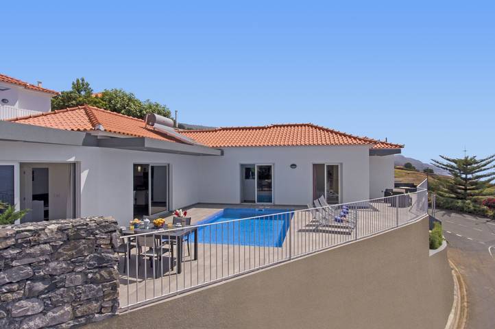 Location de vacances pour 8 personnes dans Estreito da Calheta - 4