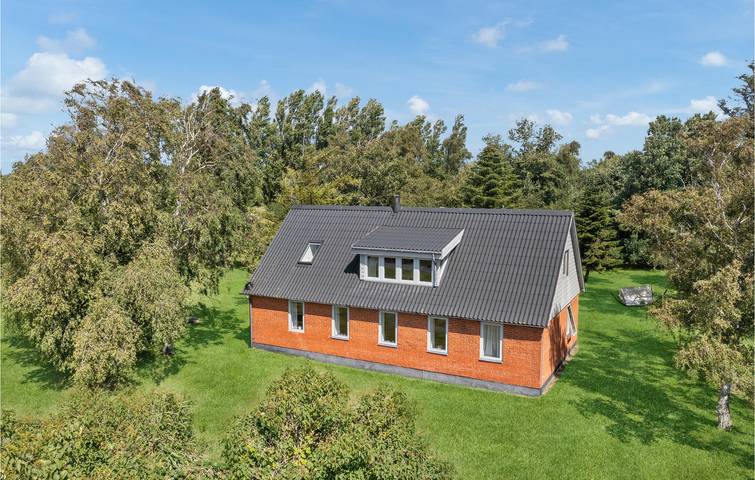 Ferienhaus für 10 Personen mit Terrasse in Sejerø