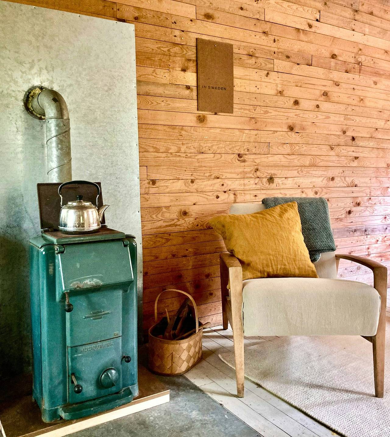 Off-grid stuga i din privata svenska skog in Halland