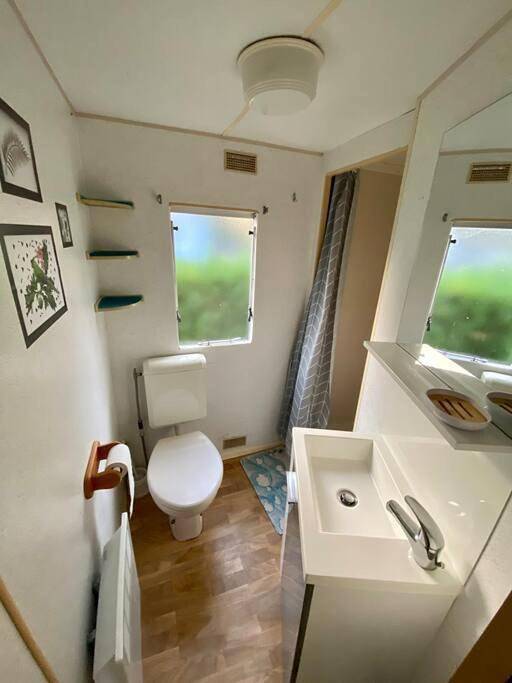 Gîte pour 4 personnes, avec terrasse et piscine à Genouillé - 4