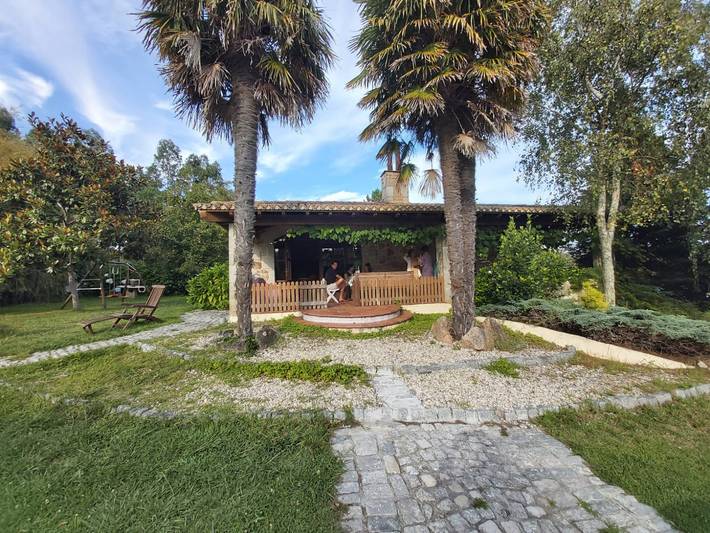 Casa rural para 8 personas, con balcón y piscina en Provincia de La Coruña - 2