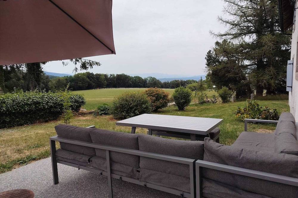 Gîte dans ferme de caractère avec vue sur la Leman in Pers-Jussy, Région de Saint-Julien-en-Genevois