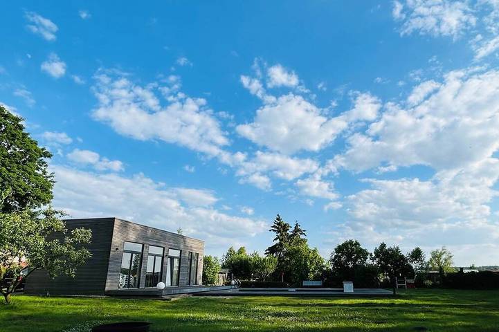 Ferienwohnung für 4 Personen, mit Garten und Pool in Laschendorf