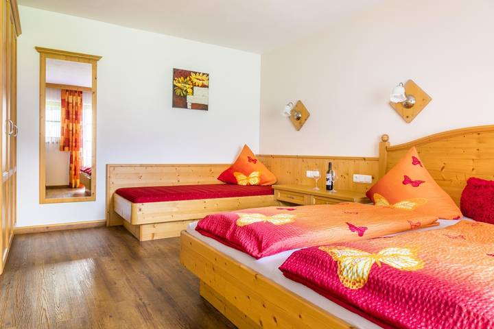 Appartement, toilet en bad/douche gescheiden, 3 slaapkamers in Loferer und Leoganger Steinberge, Leogang