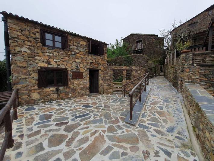 Location de vacances pour 4 personnes, avec balcon ainsi que piscine et vue à Lousã - 3