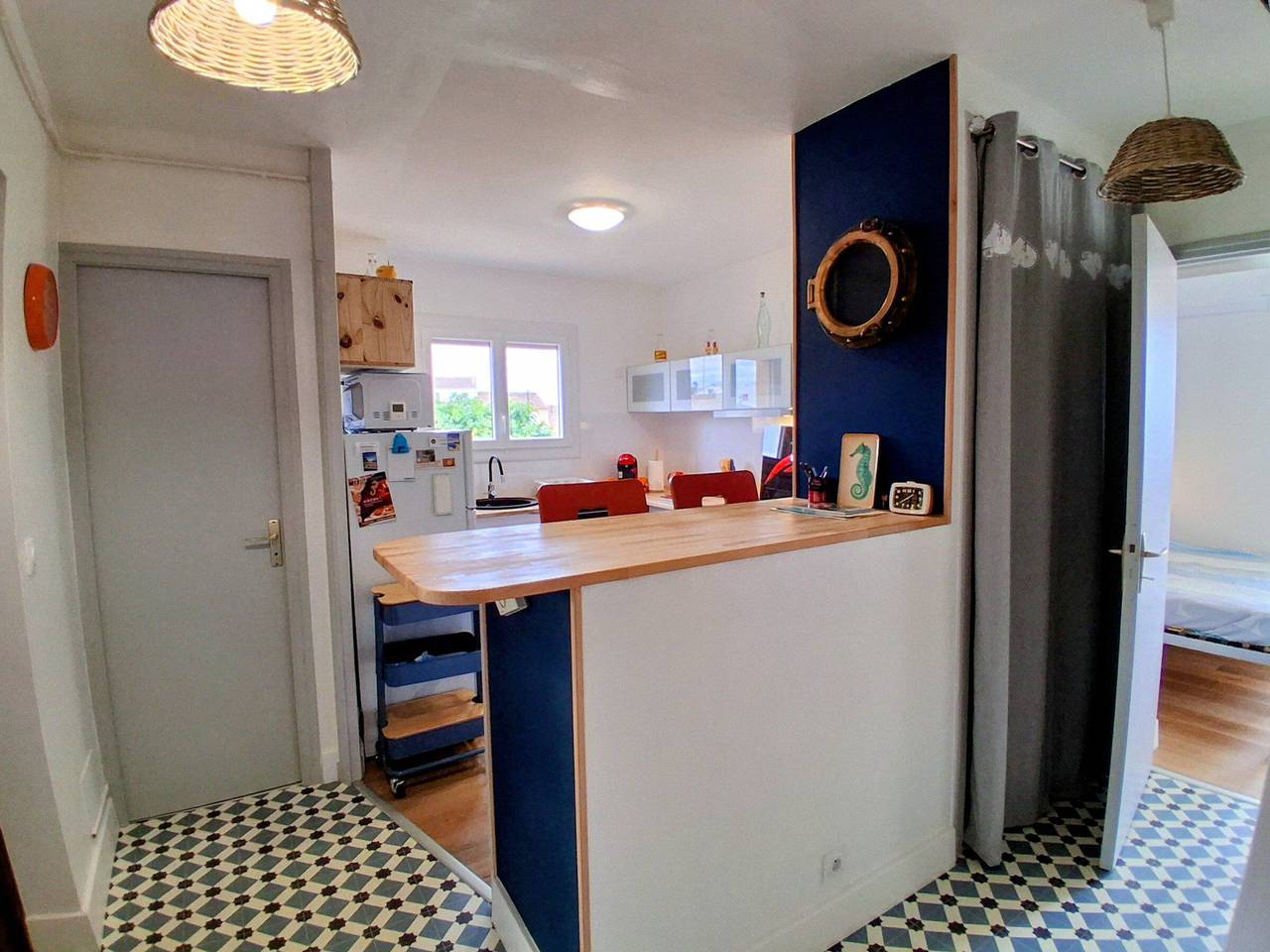 Appartement entier, Appartement climatisé au cœur de Mèze - 2 pers. in Mèze, Côte méditerranéenne (France)