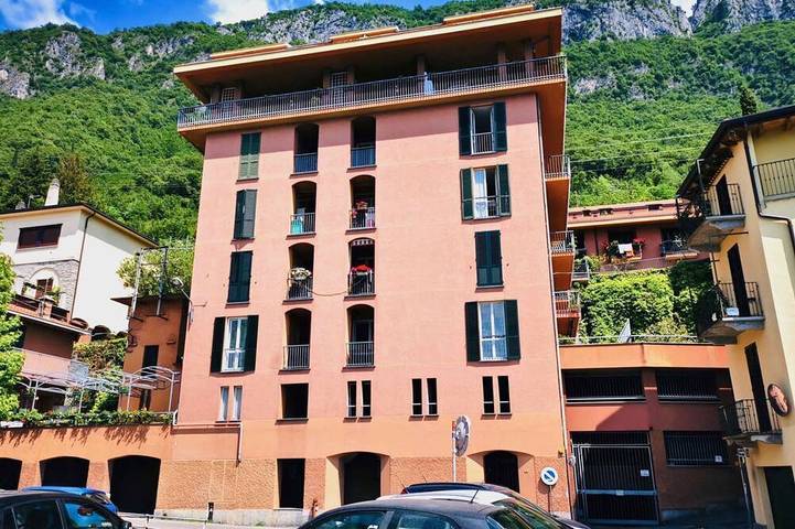 Vakantiewoning voor 4 personen, met balkon en whirlpool in Gemeente Varenna