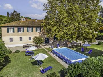 Casa Vacanza per 33 Persone in San Miniato, Via Francigena, Foto 1