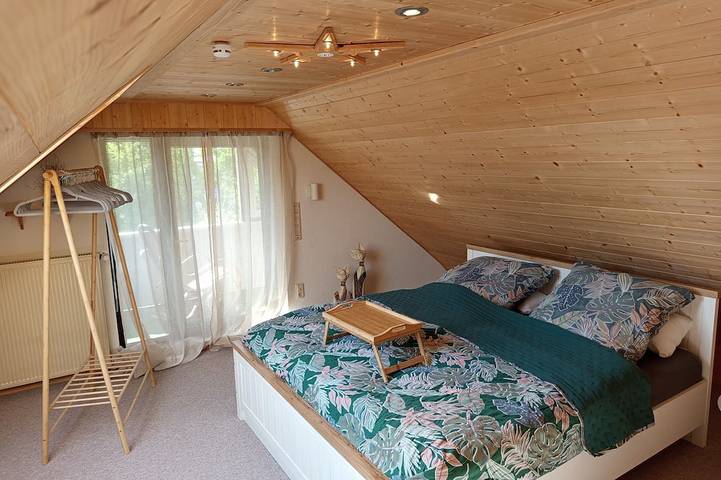 Ganze Wohnung, Licht & Natur: Deine Premium-Auszeit am Wald in Wiehl, Oberbergischer Kreis