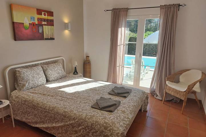 Sonho villa com piscina própria. Como férias !!! in Arrifana, Aljezur