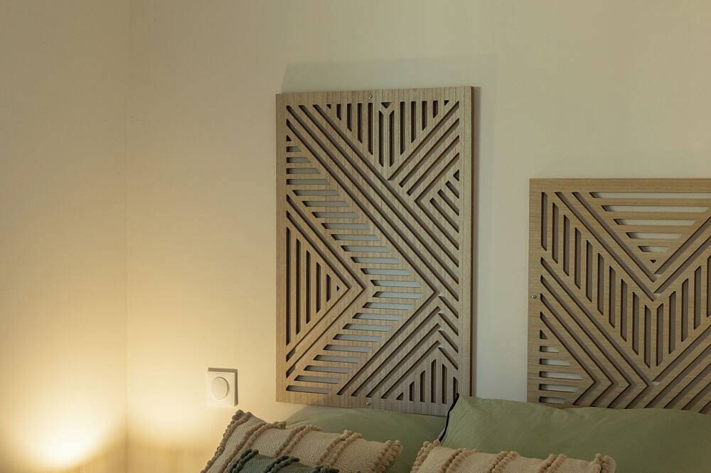 Renovated farmhouse with swimming pool, pétanque and country views in Coufouleux, Albi region