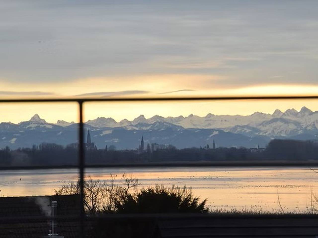 Appartement de vacances entier, Inselstudio17 - Ferienwohnung mit Dachterrasse, 45 qm, max. 2 Personen in Reichenau, Untersee