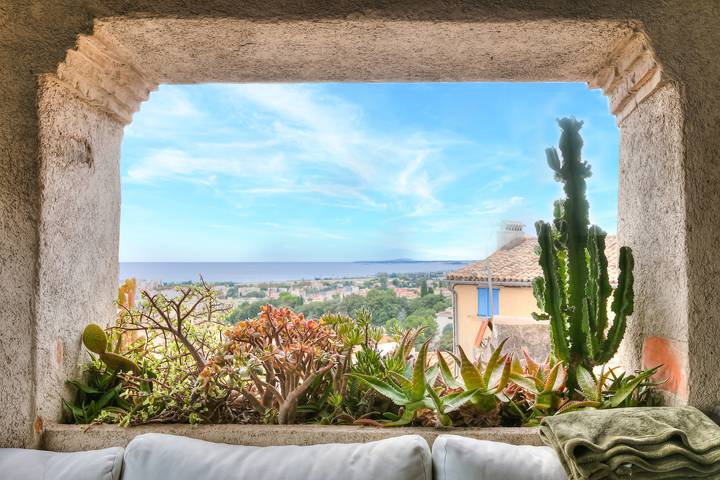 Ferienhaus für 5 Personen, mit Terrasse und Meerblick, kinderfreundlich in Cagnes-sur-Mer - 2