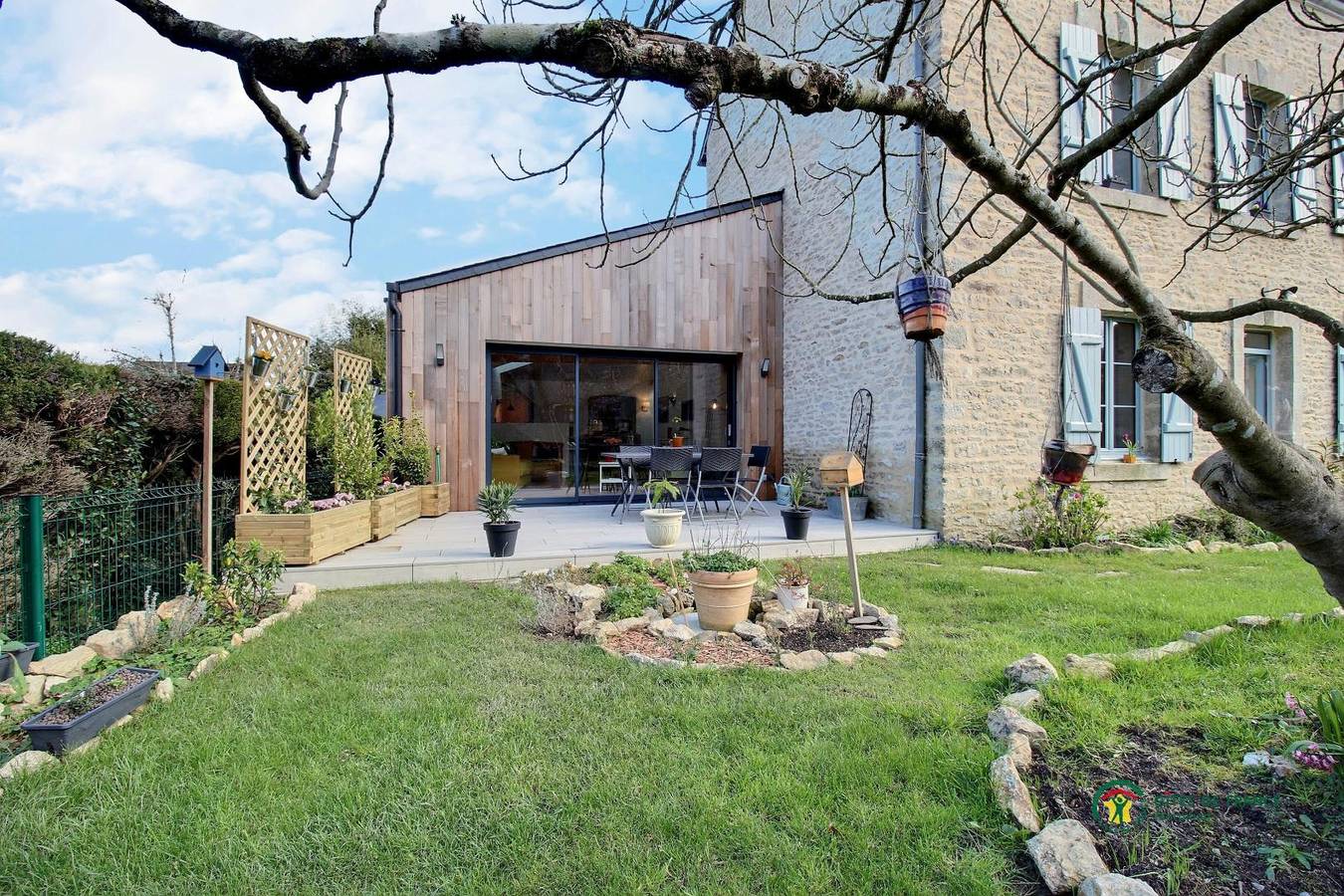 Les trois figuiers in Plumergat, Côte des Mégalithes