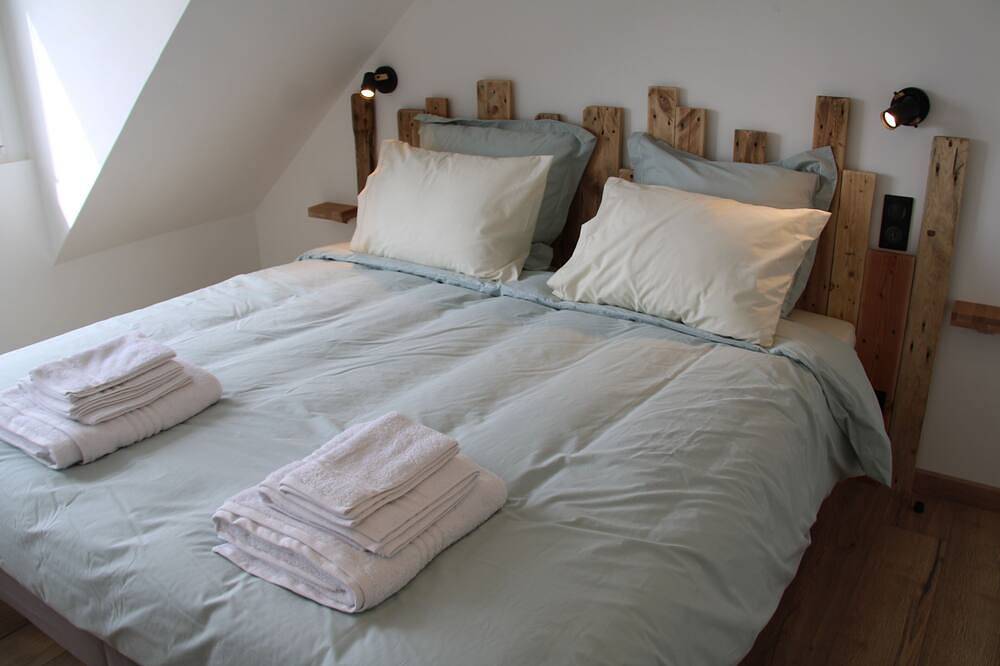 Entire apartment, Apartment Village Center 130m2, 3 bedrooms, 6 people in Condette, Boulogne-sur-Mer region