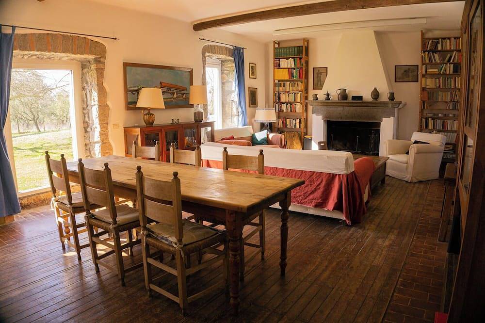 Casale Le Pietre in Viterbo, Provincia di Viterbo