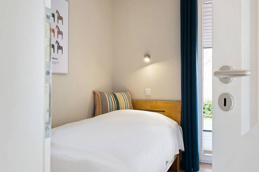 Das exklusive Ferienhaus \"Windrose“ ist ideal für eine 6-köpfige Familie oder befreundete Paare und bietet an heißen Tagen eine Abkühlung an der nahegelegenen Badestelle in Kosel, Rendsburg-Eckernförde