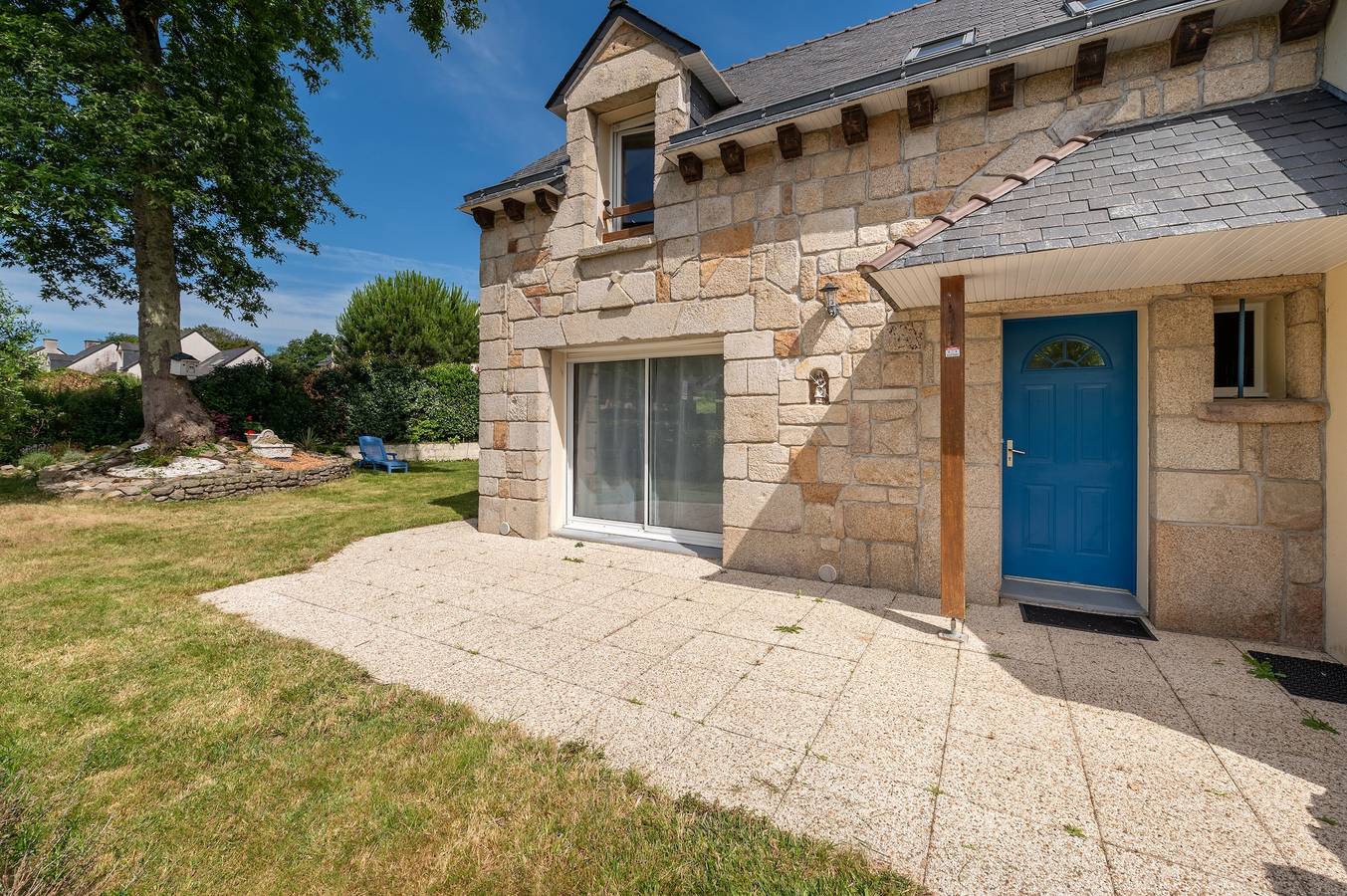 Casa de vacaciones 'Ty Gwen' con terraza privada, jardín privado y Wi-Fi in Ploeren, Côte des Mégalithes