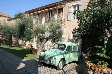 Location de vacances pour 6 personnes, avec jardin et piscine à Puimisson