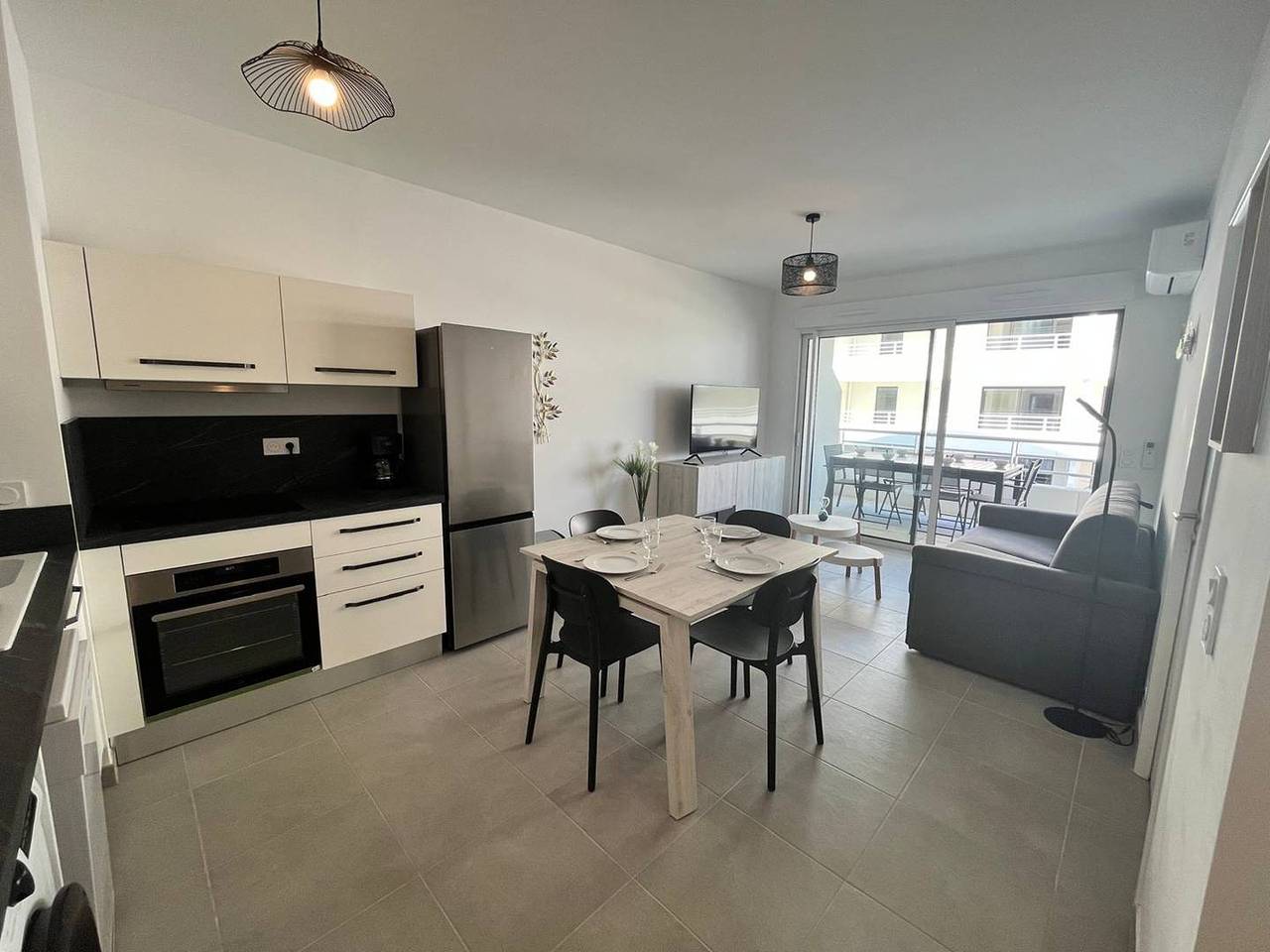 Ganze Ferienwohnung, Ferienwohnung für 4 Personen mit Terrasse in Valras-Plage, Mittelmeerküste (Frankreich)