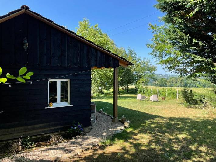 Gîte pour 2 personnes, avec vue et jardin dans Beyssac - 4