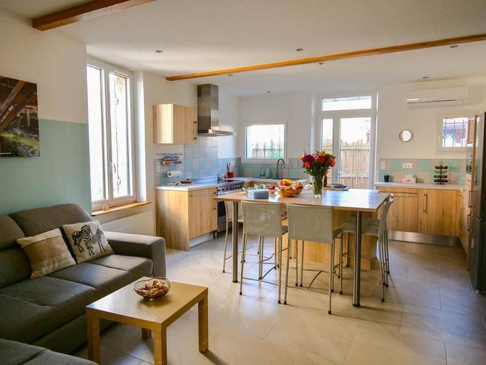Location de vacances pour 6 personnes, avec Terrasse à Castelnau-de-Médoc - 2