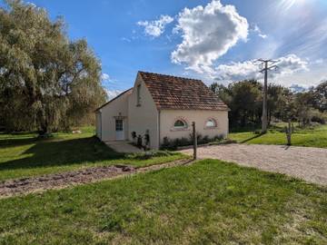 Gîte pour 6 personnes, avec jardin à Ligny-le-Ribault