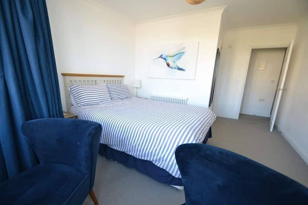 Gorgeous 2 bed apartment overlooking Combesgate Beach in Woolacombe, Devon